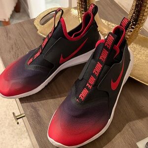 Nike flex runner Black and Red Gradient Slip-On Shoes